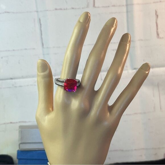 Stunning Volcanic Quartz, Lotus Garnet, White & Chocolate Zircon Platinum Ring 8 - Picture 15 of 16